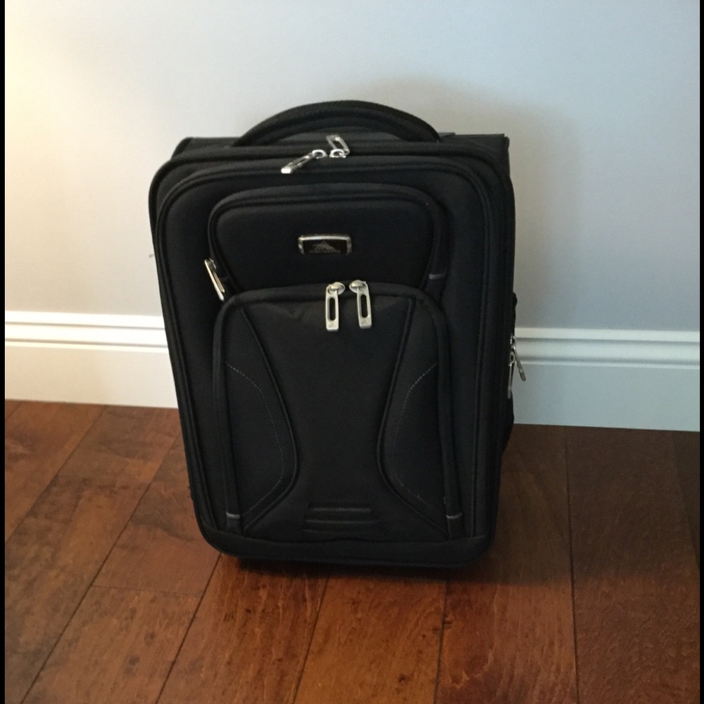 High Sierra Endeavor wheeled under seat carry on.